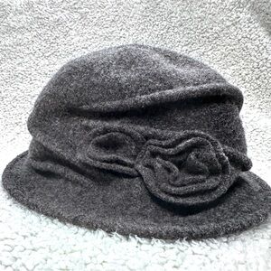 Shihreen Cute Gray Boiled Wool Hat Asymmetrical Pleats & Flowers, Vintage Look